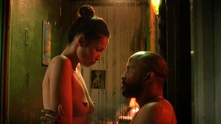 莫妮克·罗克曼在《Nommer 37》中的裸戏片段，可在ScandalPlanet.Com上观看