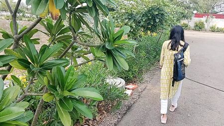 我要去上大学，就是为了和那个女孩分手