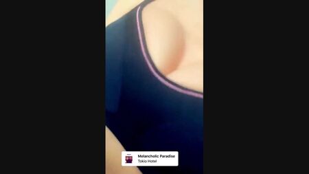 海蒂·克鲁姆——弹跳美胸健身操
