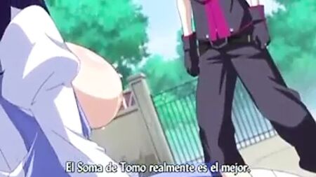 女学生的大胸被吸吮