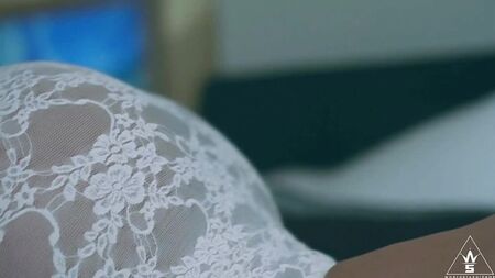 WSHH《After Dark》系列：莉娜·马蒂尼 | WSHH _ worldstarcandy