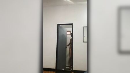 《帕博达·桑迪帕尼》