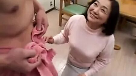 一位日本老妇人