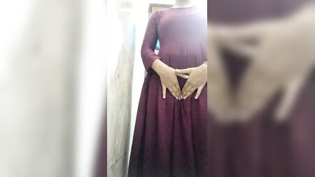 印度本土女孩下课后洗澡并进行肛门自慰