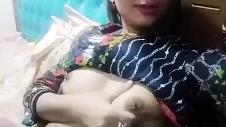 孟加拉国女孩自慰