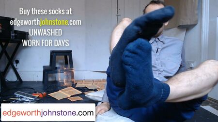 EDGEWORTH JOHNSTONE - 购买我的二手袜子 1 - 男同性恋袜子癖好 - 穿过的袜子出售 - 大脚