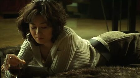 文素丽在《好律师的妻子》（2003）中的裸戏