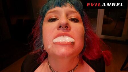 代理佩吉回归，上演精液淋漓的肛交群交 - EvilAngel