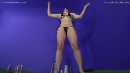超级巨型女巨人 特拉·米兹