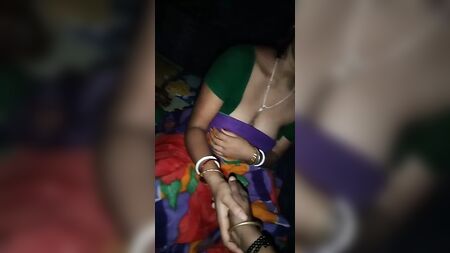 丈夫拍摄的妻子开心时的视频（第一部分）
