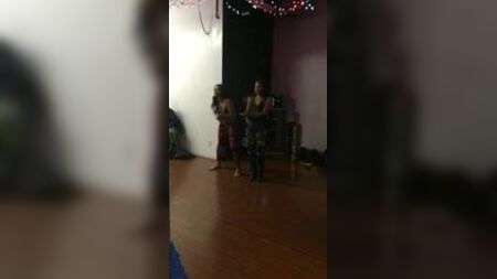 凯凯·帕尔默跳舞