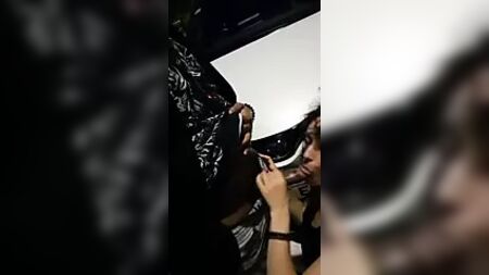 英国黑人KING在公共场合把某个荡妇玩得死去活来。Notorious71