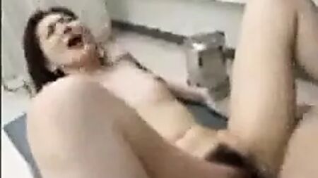 卡米娜·维拉罗埃尔的薪酬