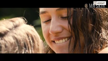 塞西尔·德·法兰斯、伊齐亚·希格林 - 《夏日时光》（2015）