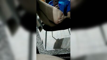 贝卡·卡兰萨·皮尔尼塔斯的双腿