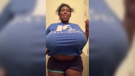 巨乳黑人