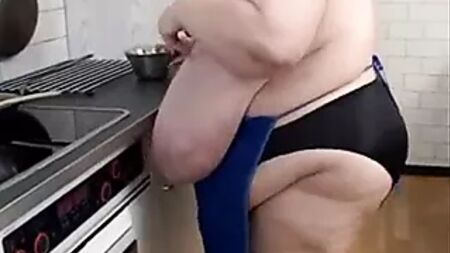 英加·大象奶子夫人 - 第二卷