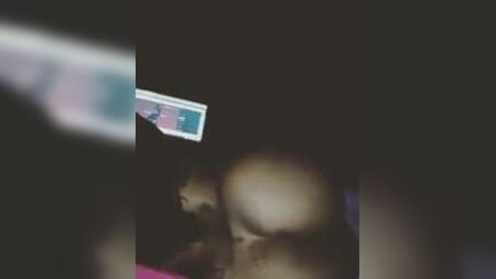 妈妈还在脱衣服