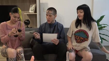 从您的购买来看，很容易与您离婚！