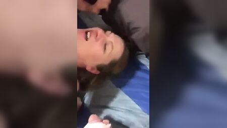 那个让妻子被别人睡的丈夫