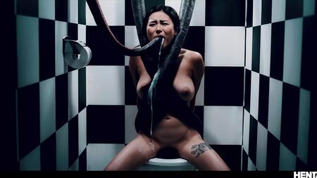 现实版Hentai——Rae Lil Black被猛烈颜射并内射