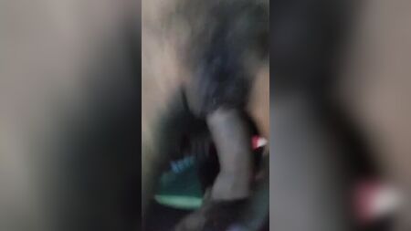 比哈尔邦女孩在酒店与男友做爱