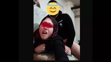 年轻戴头巾的拉比亚被干 Turkish ifsa