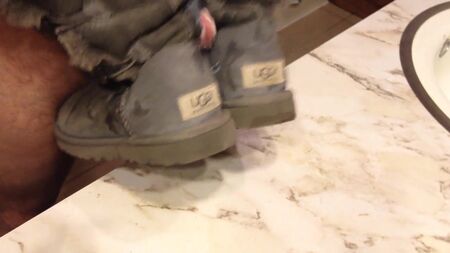 他妈的妻子的UGG雪地靴