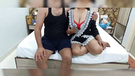 印度兄妹性爱，印地语配音，成人内容
