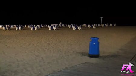 贝尼多姆的夜生活：夜店狂欢与激情缠绵