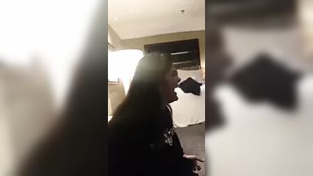 乌尔都语 巴基斯坦 巴巴·G 锡亚尔科特 TikTok 女孩 性感胸部