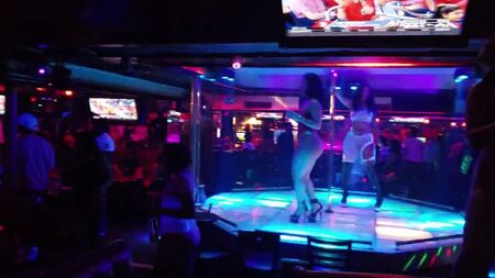 脱衣舞俱乐部（Playhouse Club - 迈阿密）