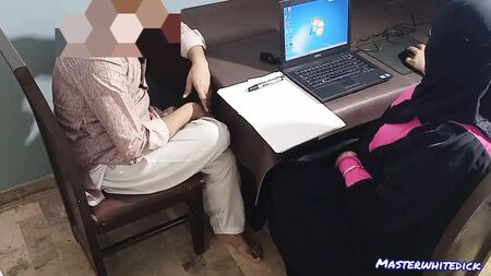 那位女律师和那个受贿者都在隆德