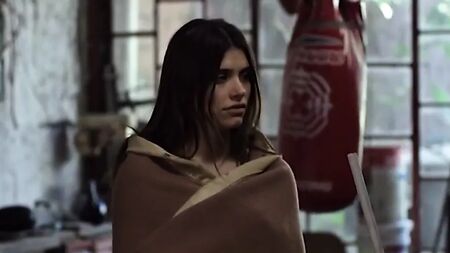 伊娃·德·多米尼奇 - 《口中带血》（2016）性爱场面