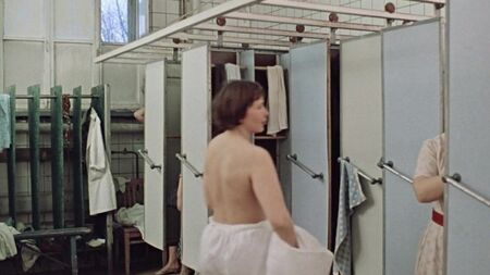 《莫斯科，别信眼泪》（1979）第1集 第002集
