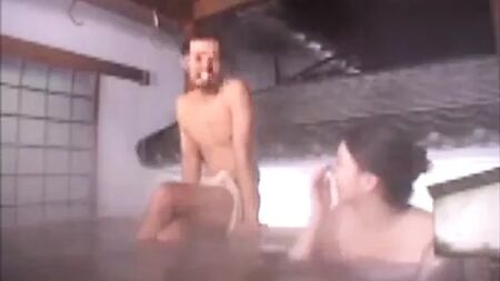 男女混浴的日本澡堂
