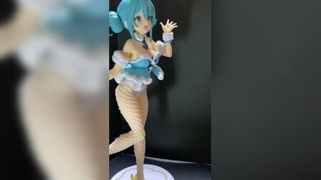 图：初音未来 白色兔子 01