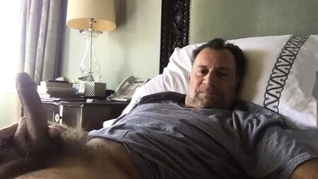 熊大屌自慰狂