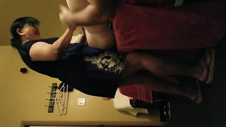 又是按摩店。我最喜欢的地方。无套！尽情享受吧