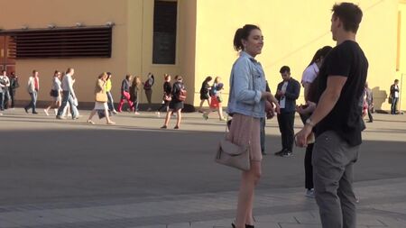 如何搭讪俄罗斯女孩 | BestRussianWoman.com
