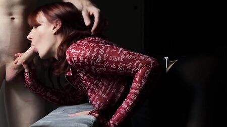 红发妓女喜欢硬性行为