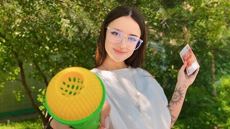钱还是礼物？