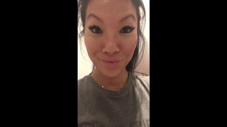 Asa Akira 更衣间自慰 Onlyfans 视频泄露 -.