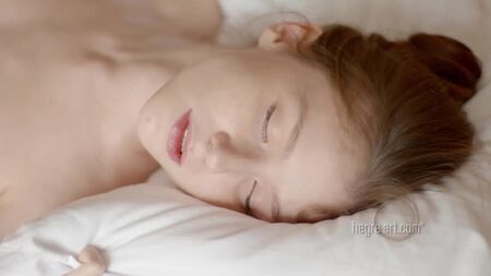 女孩 Girl Body Massage, 情色 裸体 Teens Beauty Cutie Lesbians Masturbation Fingering Amateur Nudism Pussy Sensual Gentle