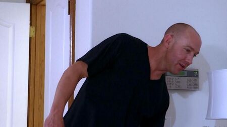 琥珀雨操她的丈夫和他的朋友