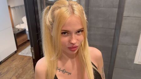 Miss Lust on the line