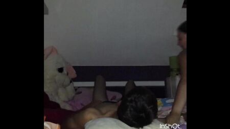 我跳上了我的前夫成员