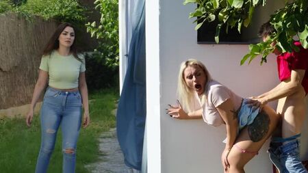 在网关中，只有妓女他妈的