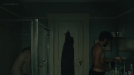 杰西卡·查斯坦裸戏 - 《婚姻场景》第1季第2集 (2021) HD 1080p 在线观看