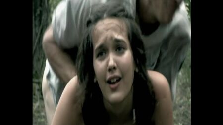性暴力（强奸、rape、手铐）出自电影《I’ll Never Die Alone》（2008）
